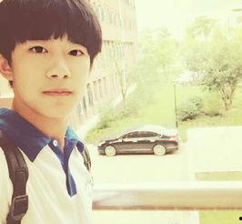 易烊千玺爆料发呆视频,揭秘偶像内心世界  第3张